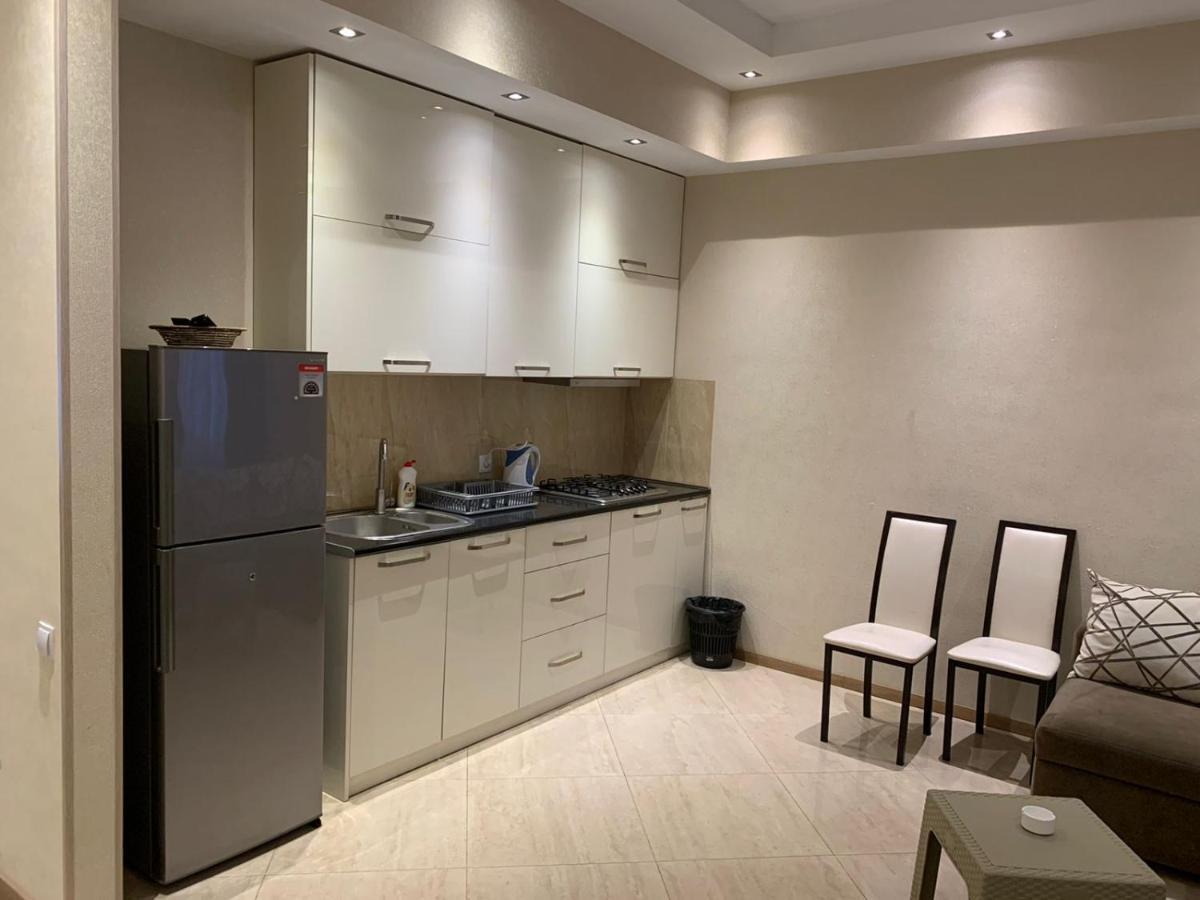 Apartment Three Bedroom In Saburtalo Tbiliszi Kültér fotó