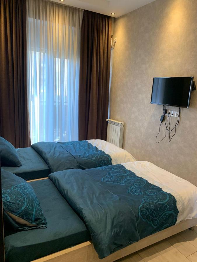 Apartment Three Bedroom In Saburtalo Tbiliszi Kültér fotó